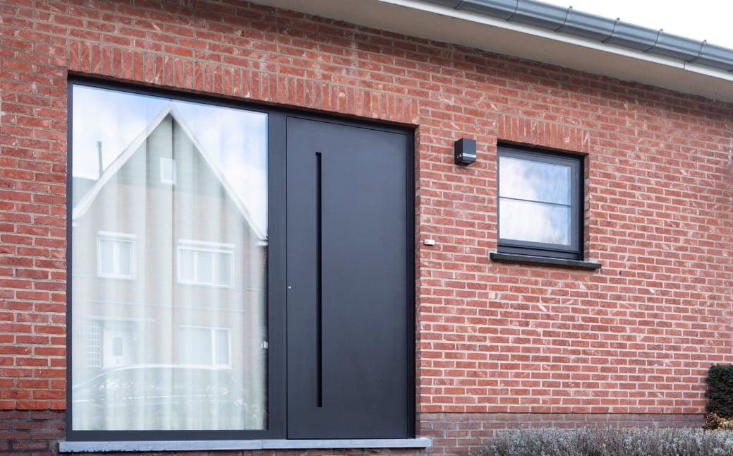 Aluminium Voordeur Met Ingewerkt Handvat