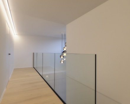 Glazen balustrade